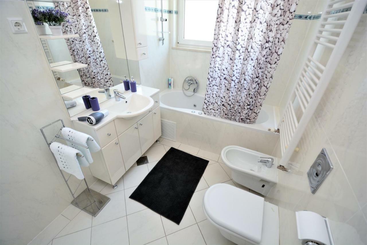 Apartmani Sladana ซาดาร์ ภายนอก รูปภาพ